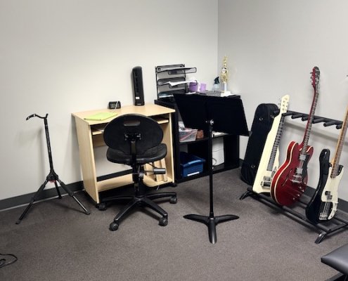 GR-Guitar-Bass-Lesson-Rm
